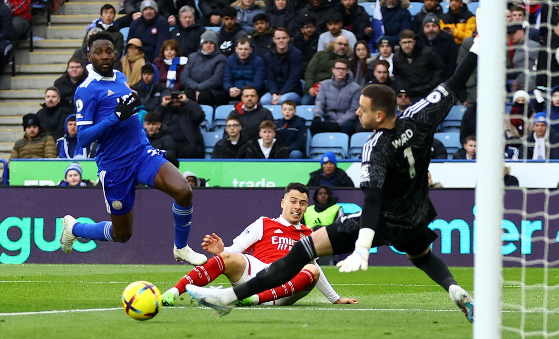 而不断刷新 而不断刷新