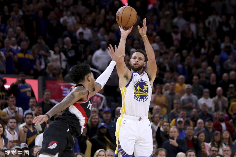 前者凭借稳 前者凭借稳