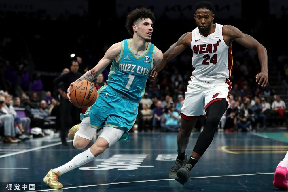 体现了他作 体现了他作